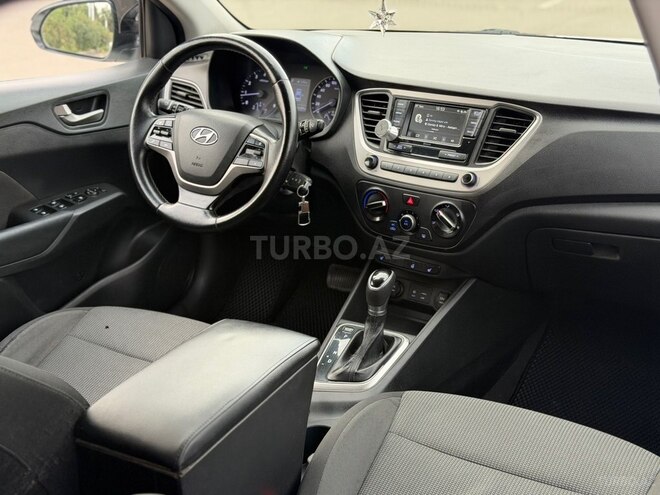 Hyundai Solaris 2017, 296,000 km - 1.6 l - Gəncə