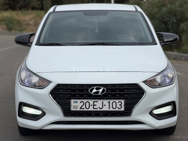 Hyundai Solaris 2017, 296,000 km - 1.6 l - Gəncə