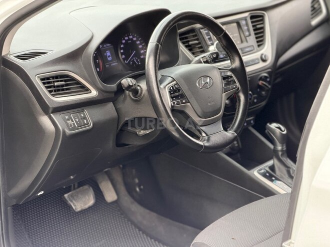 Hyundai Solaris 2017, 296,000 km - 1.6 l - Gəncə