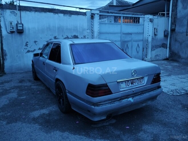 Mercedes 200 E 1995, 555,000 km - 2.0 l - Gəncə