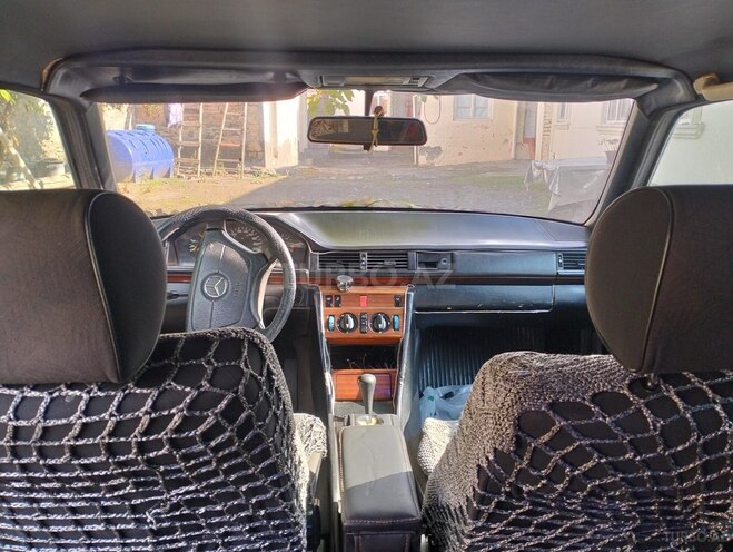 Mercedes 200 E 1995, 555,000 km - 2.0 l - Gəncə