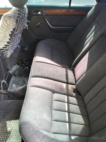 Mercedes 200 E 1995, 555,000 km - 2.0 l - Gəncə