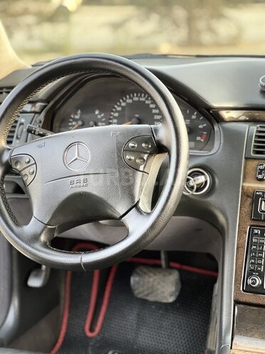 Mercedes E 270 2001, 586,000 km - 2.7 л - Ağcabədi