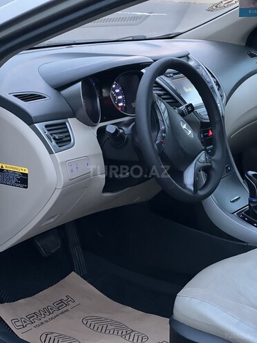 Hyundai Elantra 2014, 450,616 km - 1.8 l - İmişli