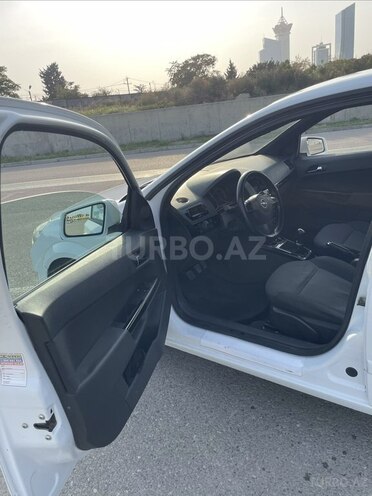 Opel Astra 2008, 285,000 km - 1.3 l - Bakı