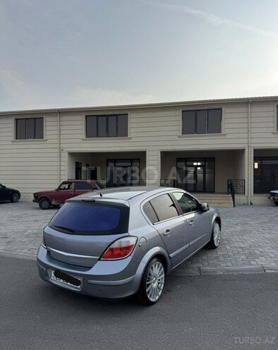 Opel Astra 2005, 225,000 km - 1.4 l - Göyçay