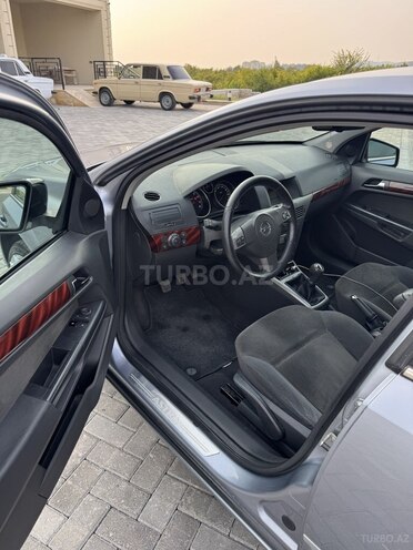 Opel Astra 2005, 225,000 km - 1.4 l - Göyçay