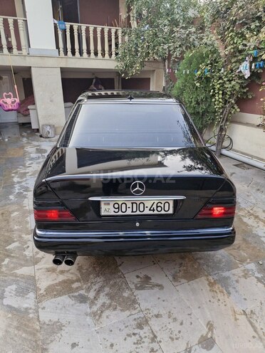 Mercedes E 220 1994, 380,000 km - 2.2 l - Bakı