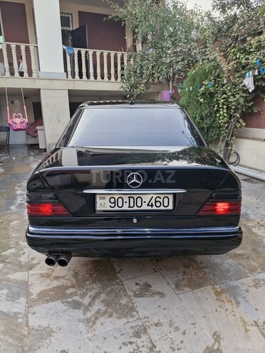 Mercedes E 220 1994, 380,000 km - 2.2 l - Bakı
