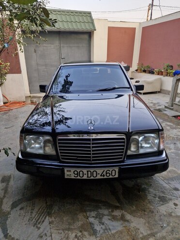 Mercedes E 220 1994, 380,000 km - 2.2 l - Bakı