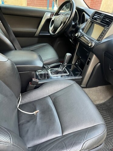 Toyota Land Cruiser Prado 2012, 210,000 km - 2.7 l - Bakı