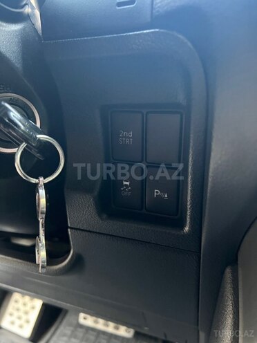 Toyota Land Cruiser Prado 2012, 210,000 km - 2.7 l - Bakı