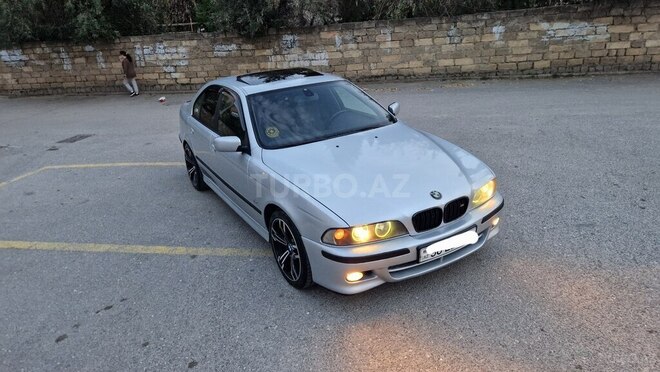 BMW 525 2001, 325,000 km - 2.5 l - Sumqayıt