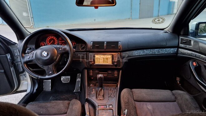 BMW 525 2001, 325,000 km - 2.5 l - Sumqayıt