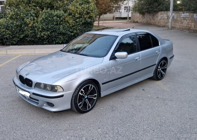 BMW 525 2001, 325,000 km - 2.5 l - Sumqayıt
