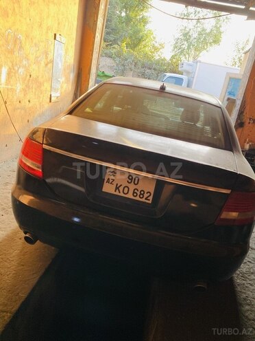 Audi A4 2004, 237,457 km - 3.1 l - Bakı