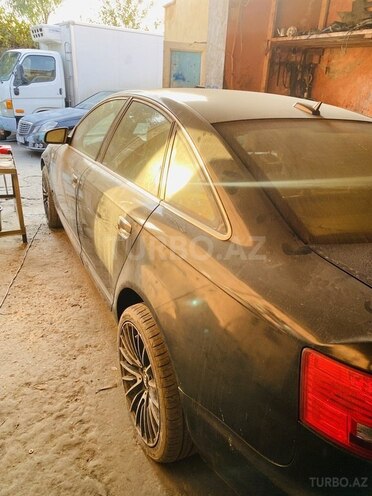 Audi A4 2004, 237,457 km - 3.1 l - Bakı