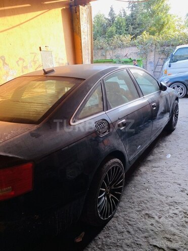 Audi A4 2004, 237,457 km - 3.1 l - Bakı