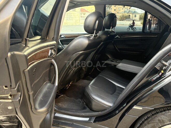 Mercedes C 240 2005, 245,000 km - 2.6 l - Bakı