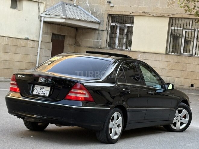 Mercedes C 240 2005, 245,000 km - 2.6 l - Bakı
