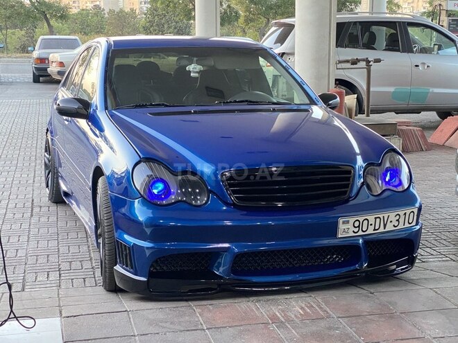 Mercedes C 320 2000, 210,000 km - 3.2 l - Bakı