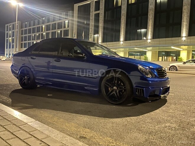 Mercedes C 320 2000, 210,000 km - 3.2 l - Bakı