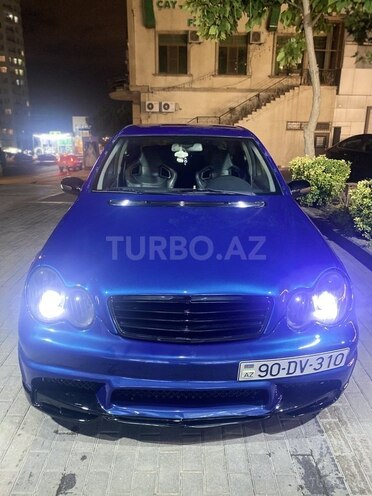 Mercedes C 320 2000, 210,000 km - 3.2 l - Bakı