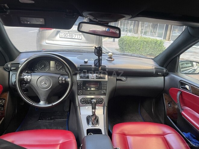 Mercedes C 320 2000, 210,000 km - 3.2 l - Bakı