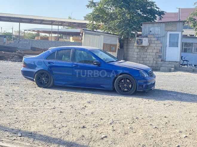 Mercedes C 320 2000, 210,000 km - 3.2 l - Bakı