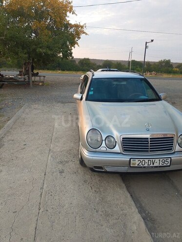 Mercedes E 240 1998, 216,713 km - 2.4 l - Goranboy
