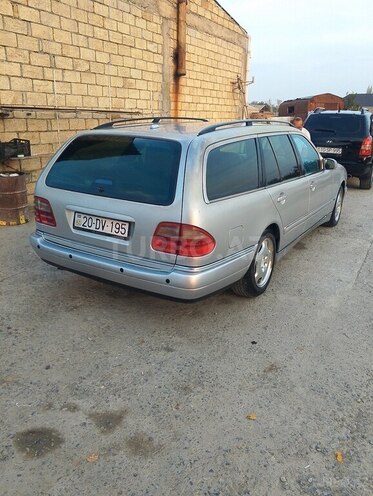 Mercedes E 240 1998, 216,713 km - 2.4 l - Goranboy
