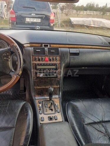 Mercedes E 240 1998, 216,713 km - 2.4 l - Goranboy