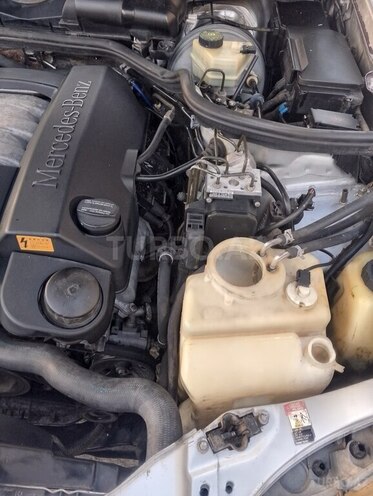 Mercedes E 240 1998, 216,713 km - 2.4 l - Goranboy