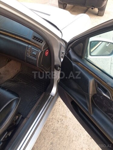 Mercedes E 240 1998, 216,713 km - 2.4 l - Goranboy