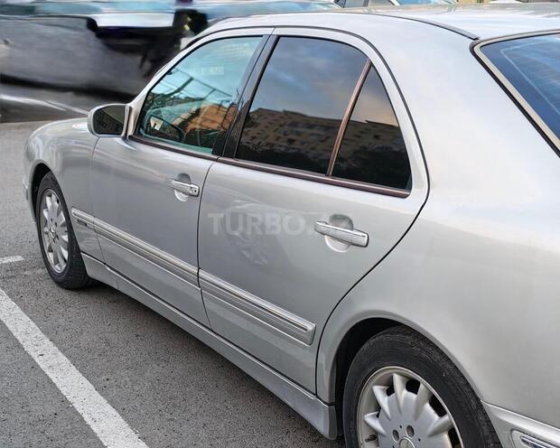 Mercedes E 220 2000, 525,000 km - 2.2 l - Xırdalan