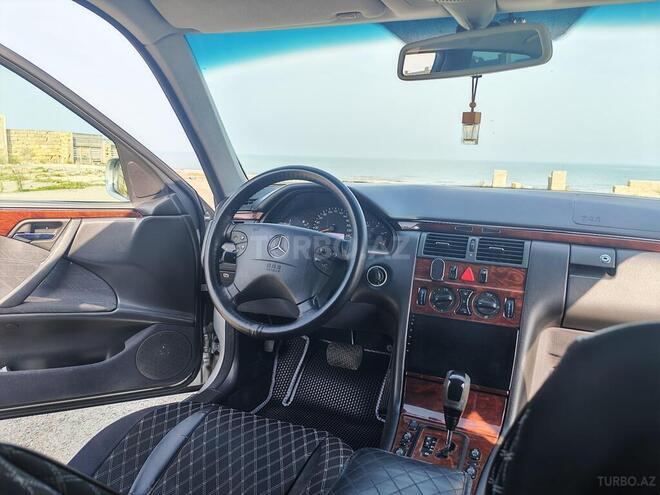 Mercedes E 220 2000, 525,000 km - 2.2 l - Xırdalan