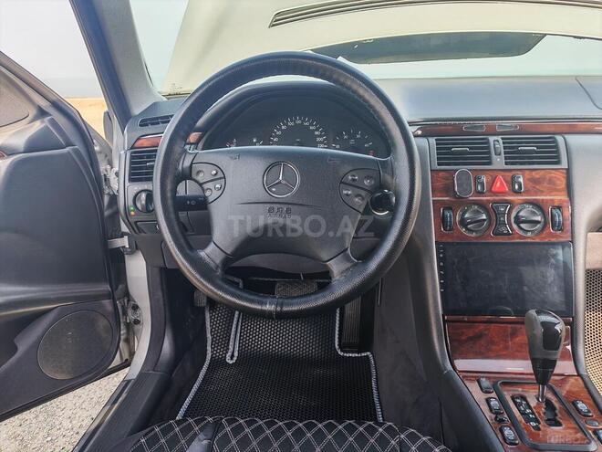 Mercedes E 220 2000, 525,000 km - 2.2 l - Xırdalan