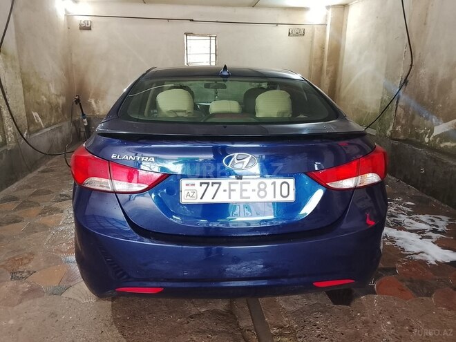 Hyundai Elantra 2012, 193,121 km - 1.8 л - Şabran