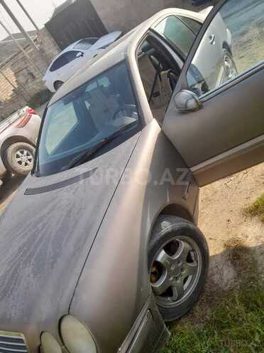 Mercedes E 220 1999, 400,000 km - 2.2 l - Bakı