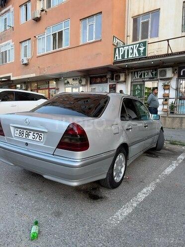 Mercedes C 180 1997, 357,242 km - 1.8 l - Bakı
