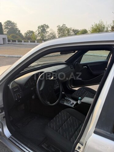 Mercedes C 180 1997, 245,000 km - 1.8 л - Qəbələ