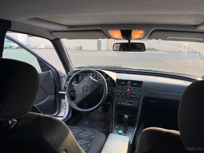 Mercedes C 180 1997, 245,000 km - 1.8 л - Qəbələ