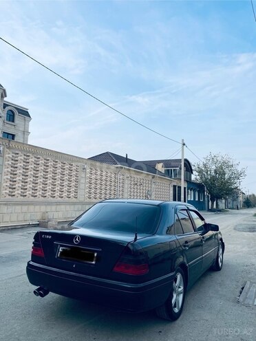 Mercedes C 200 1993, 453,267 km - 2.0 l - Yevlax