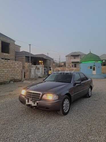 Mercedes C 180 1995, 355,000 km - 1.8 l - Bakı