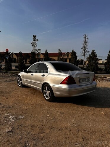 Mercedes C 180 2000, 450,000 km - 2.0 l - Bakı