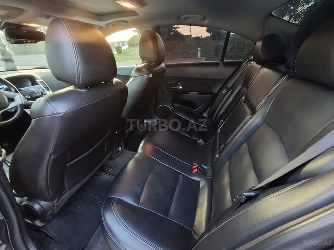 Chevrolet Cruze 2015, 197,000 km - 1.4 l - Göygöl