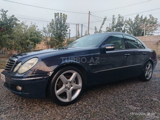 Mercedes E 240 2004, 423,000 km - 2.6 l - Salyan