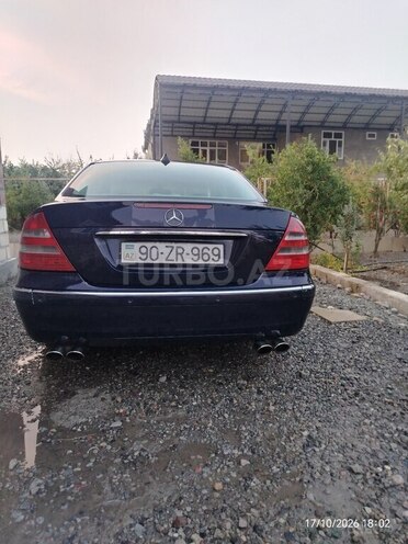 Mercedes E 240 2004, 423,000 km - 2.6 l - Salyan