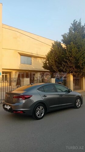 Hyundai Elantra 2019, 119,800 km - 2.0 l - Bakı