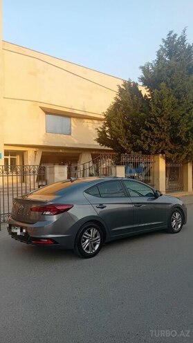 Hyundai Elantra 2019, 119,800 km - 2.0 l - Bakı